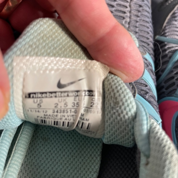 Nike Air Max Grey & Pink Women's Sz 5 - Picture 6 of 6